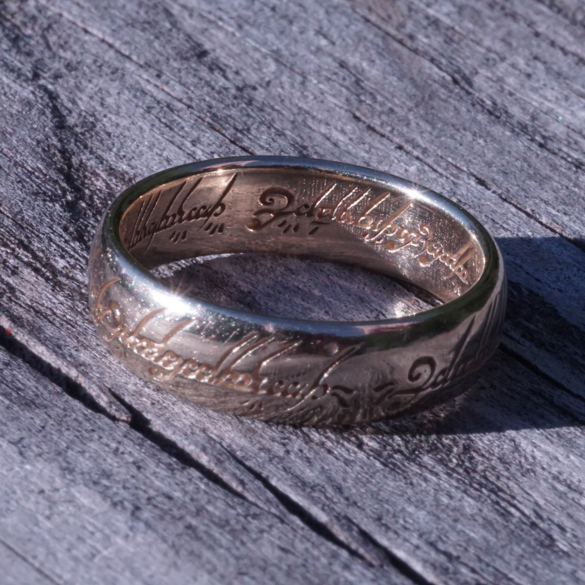 &quot;One Ring&quot; in 14k Gold